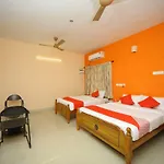Oyo 15517 Baris Beach Resort