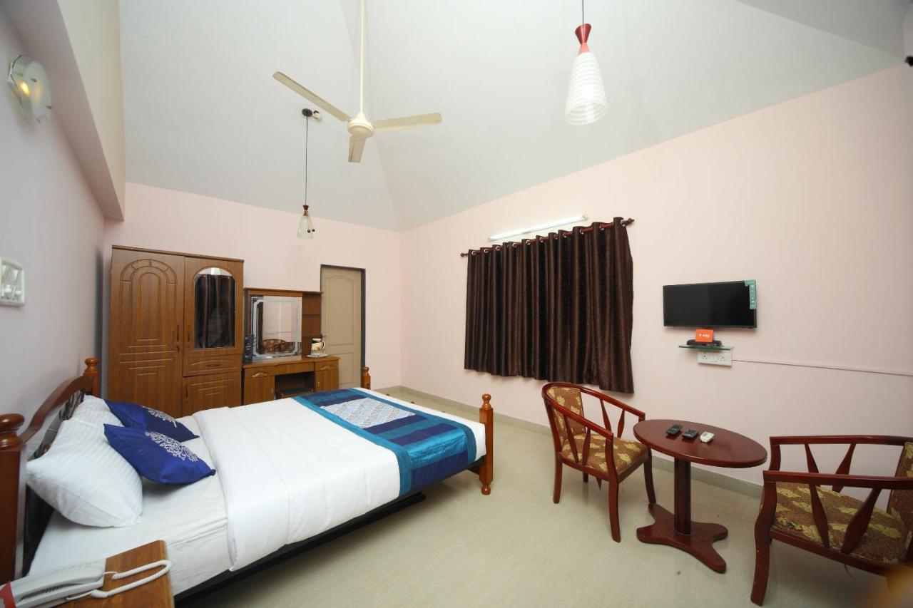 Hotel Oyo 15517 Baris Chennai