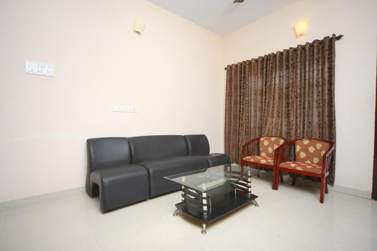 Oyo 15517 Baris Hotel