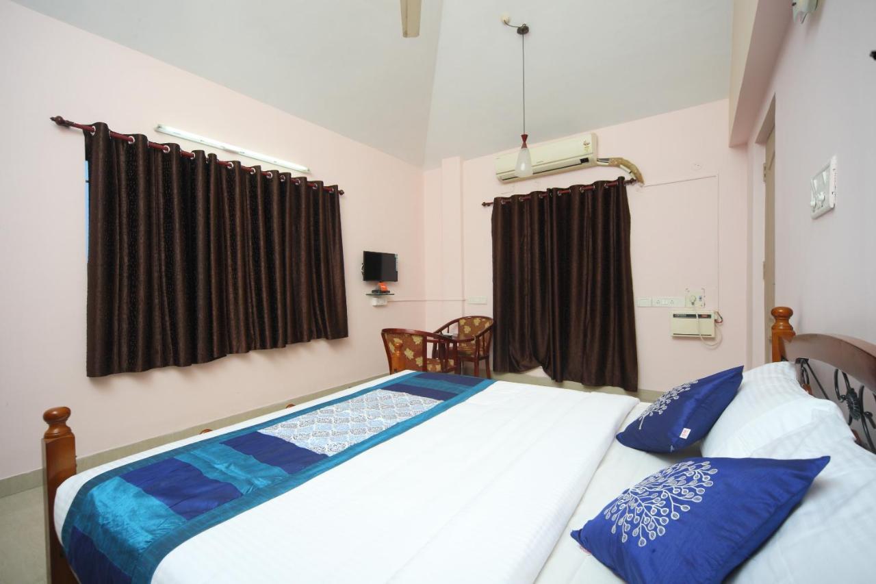 Hotel Oyo 15517 Baris Chennai